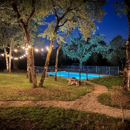 Le Domaine De La Claire Fontaine Gites -Chambres D'Hotes Montvalent Exteriör bild