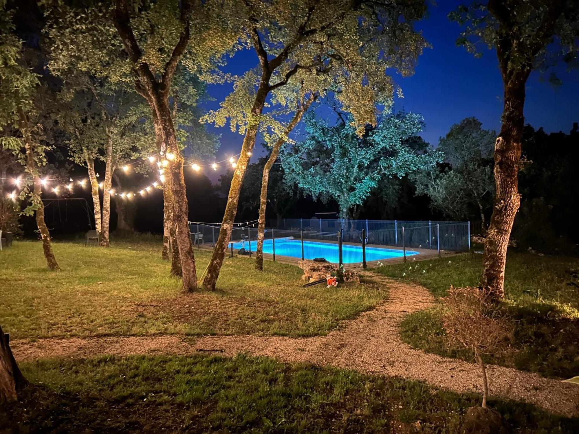 Le Domaine De La Claire Fontaine Gites -Chambres D'Hotes Montvalent Exteriör bild